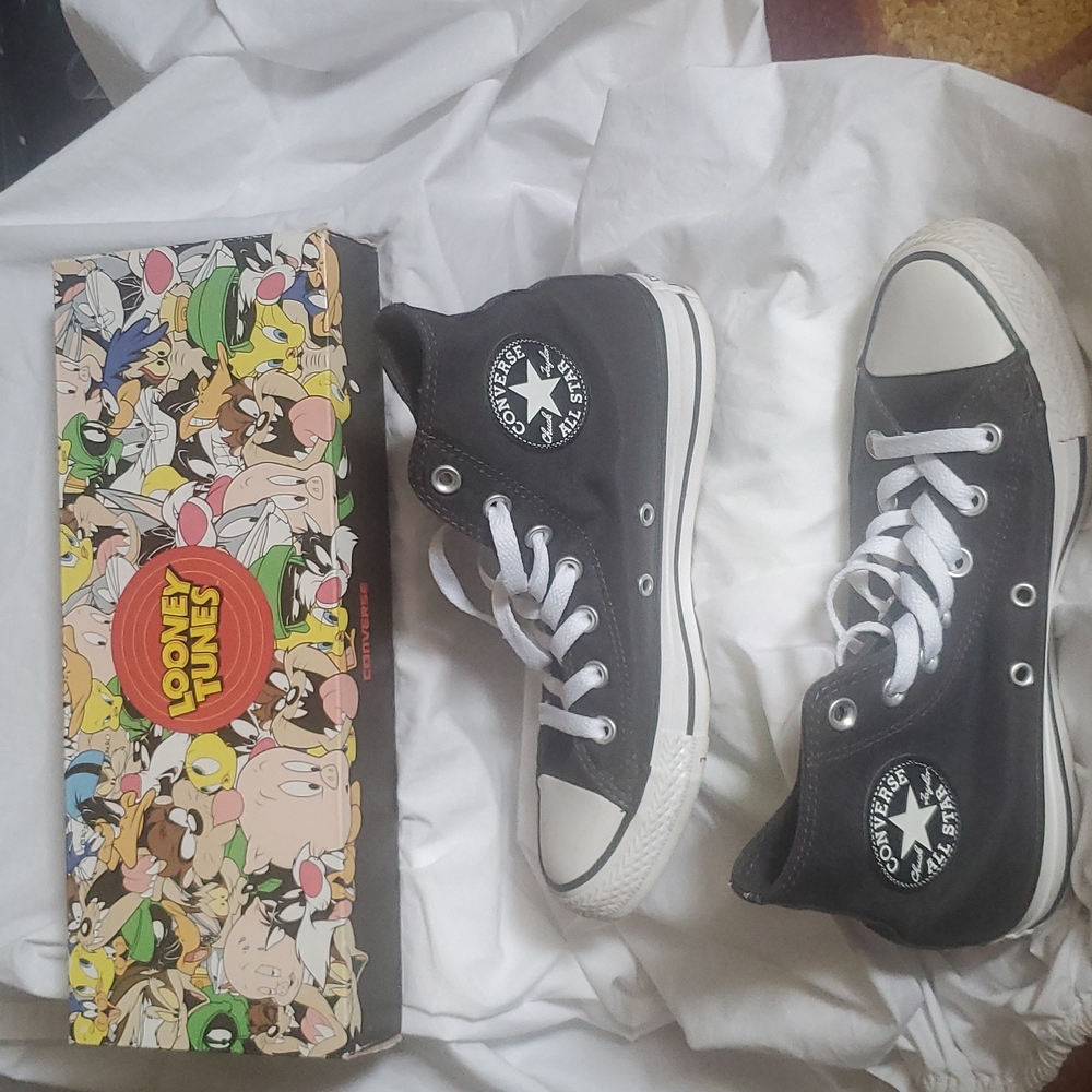 BNWT: New Converse w/original box - Picture 6 of 8